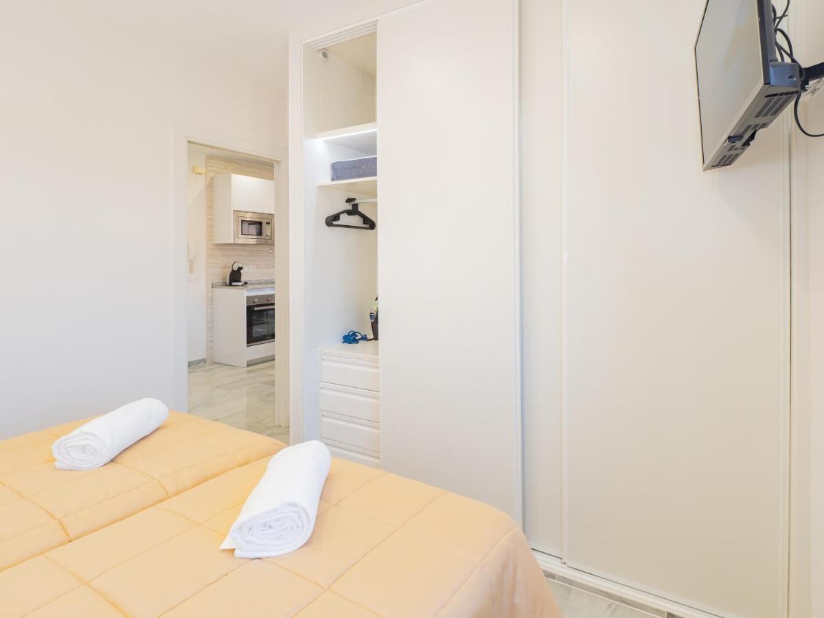 Cubo'S Apartamento Atocha With Optional Parking Malaga Exterior photo